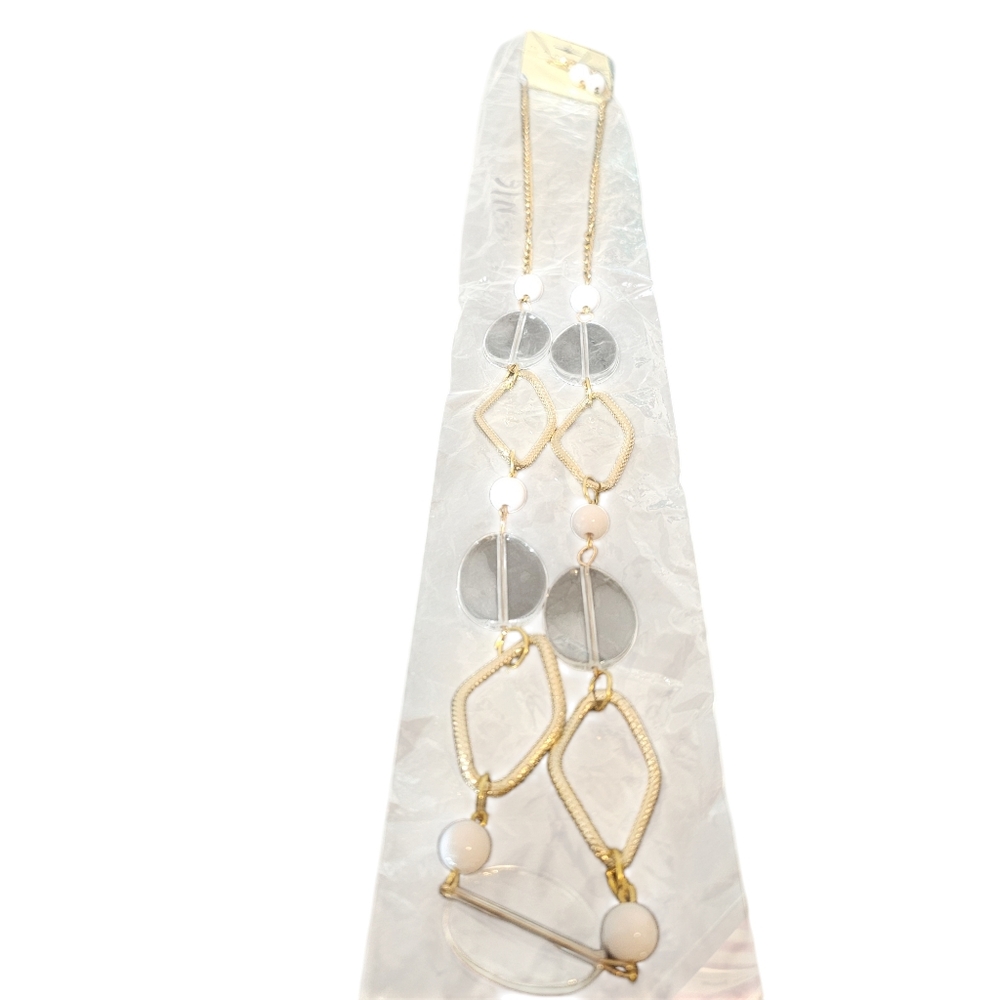 NEW IN PACKAGE WOMEN'S  MARYSOL FASHION NECKLACE